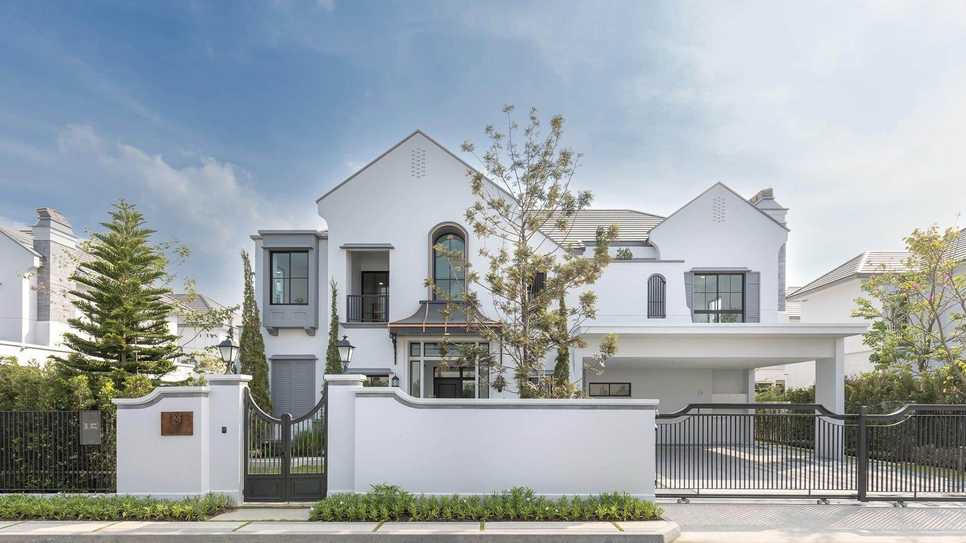 NANTAWAN Pool Villa Rama 9 - New Krungthep Kreetha