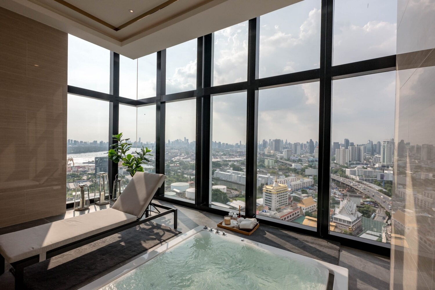 Modiz Sukhumvit 50